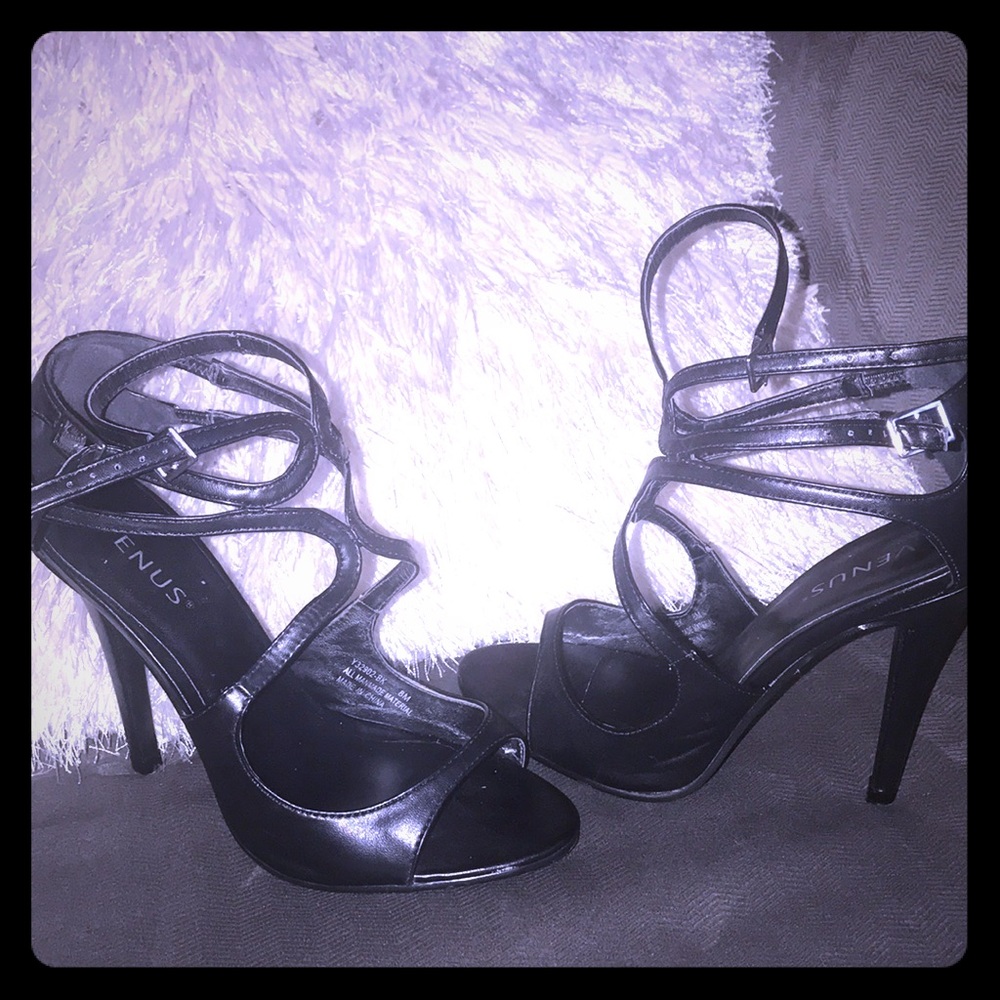 Venus strappy heels size 8